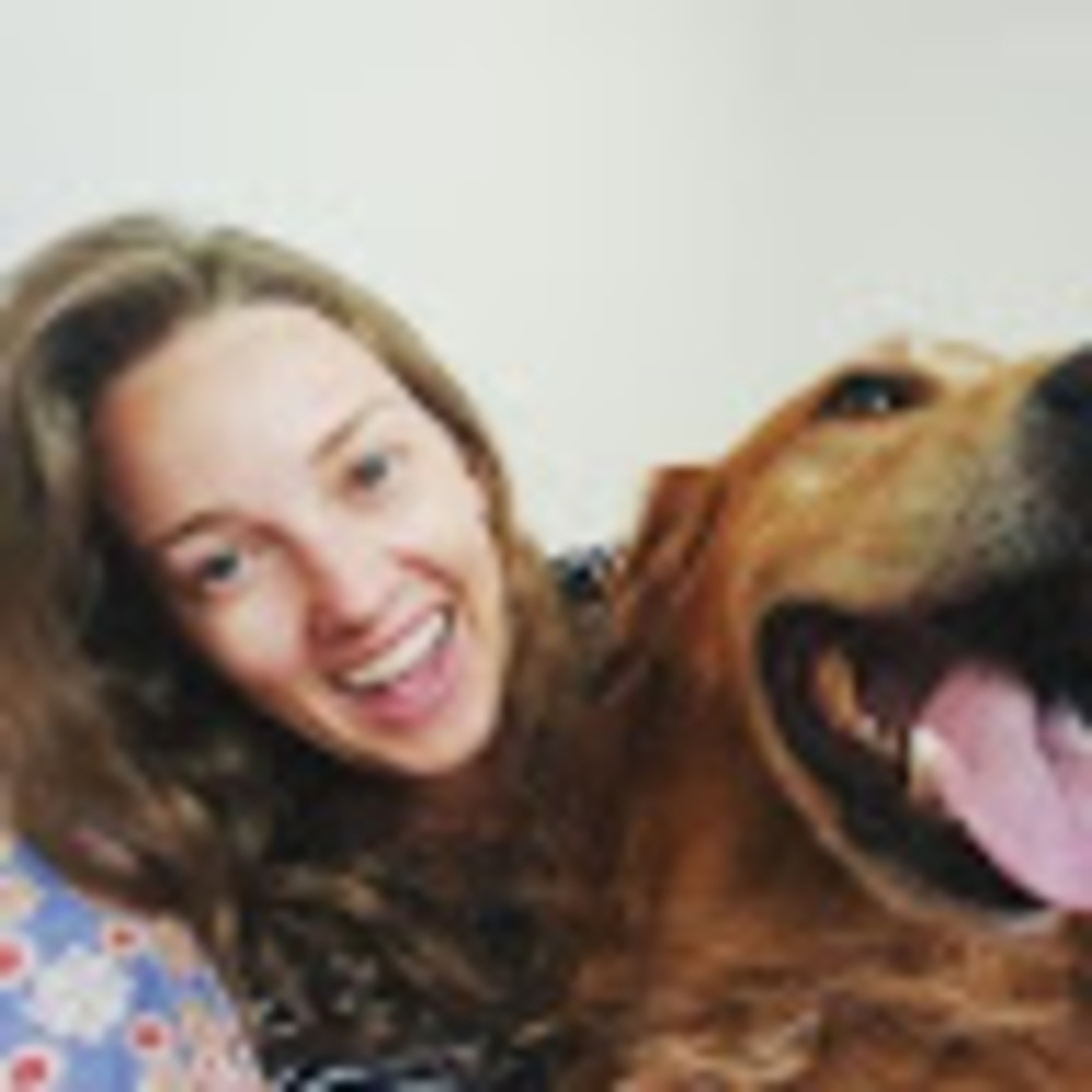 Meet your Posher, Larissa